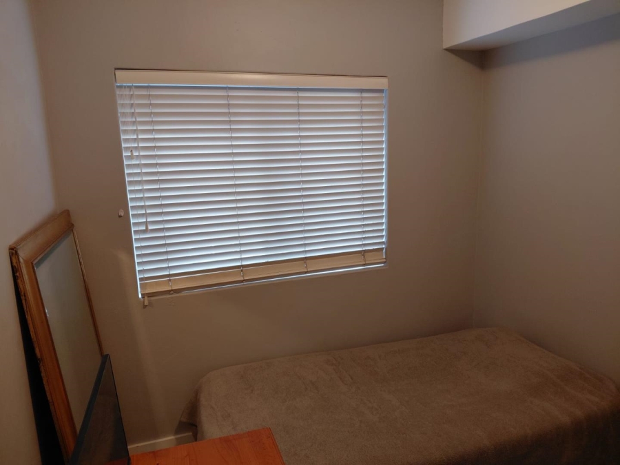 To Let 1 Bedroom Property for Rent in Okennedyville Western Cape